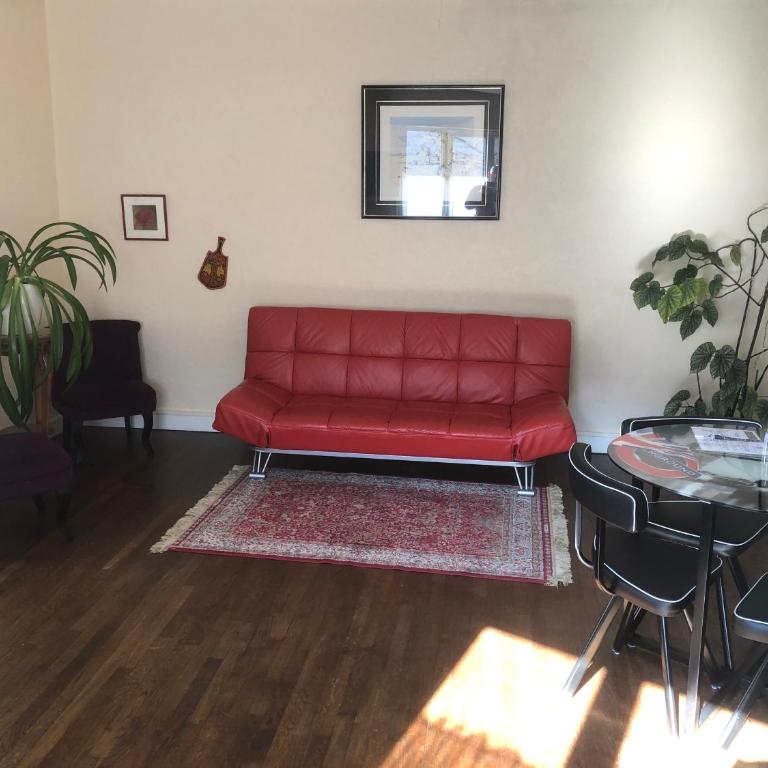 J'offre - Proche de l'hyper centre - Appartement avec Douche - 4