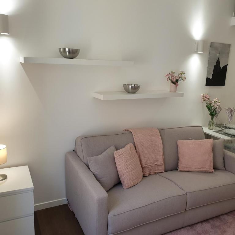 STUDIO NEUF ET CHARMANT VIEIL ANTIBES - Appartement 1 Chambre - 4