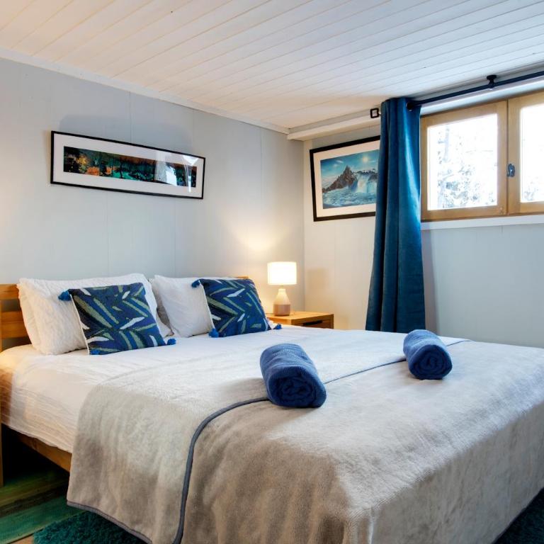 Chamonix Large Chalet, Sleeps 12, 200m2, 5 Bedroom, 4 Bathroom, Garden, Jacuzzi, Sauna - Chalet - 31