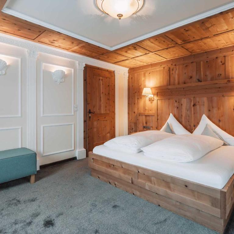 Hotel Piz Buin - Deluxe Vierbettzimmer - 5