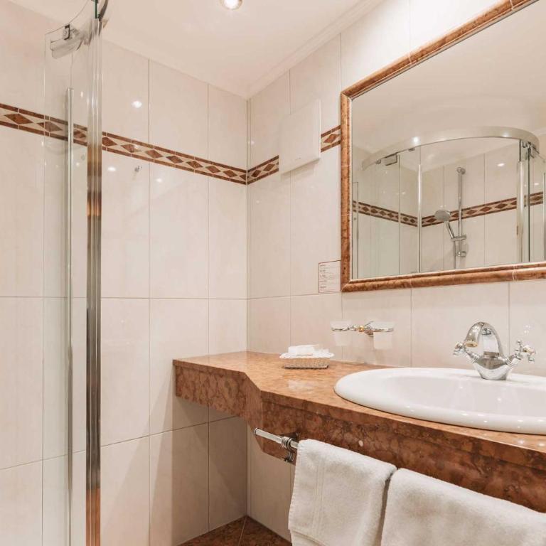 Hotel Piz Buin - Standard Doppelzimmer - 2