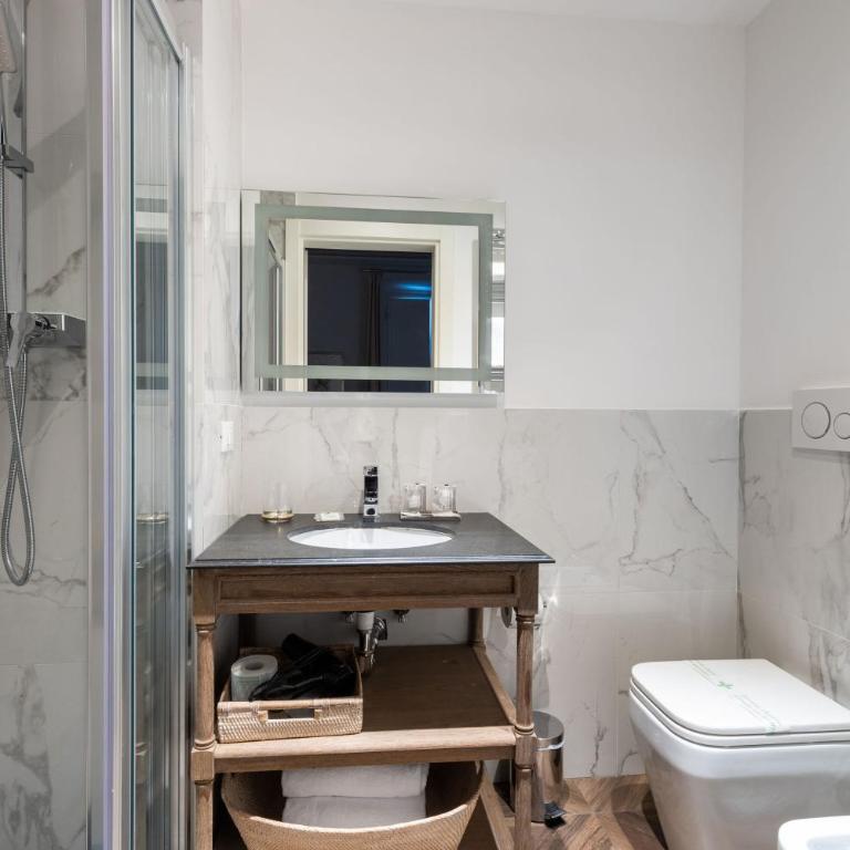 RFC Repubblica Florence Core B&B - Camera Matrimoniale con Bagno Privato - 5