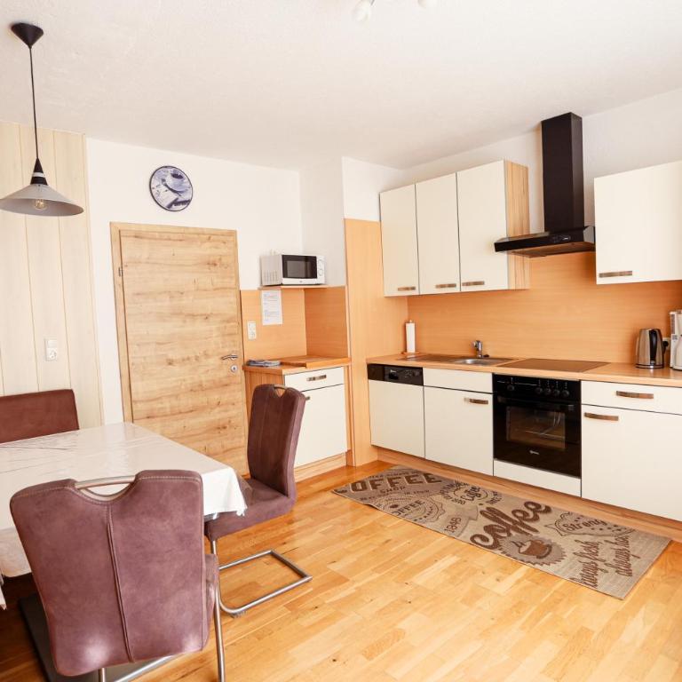 Biohof Stockreiter vulgo Grillschmied inklusive Murau GästeCard - Appartement 2 Chambres Confort avec Balcon - 3