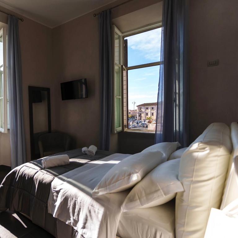 Julia Luxury Suite Rome - Camera Queen Deluxe - 7