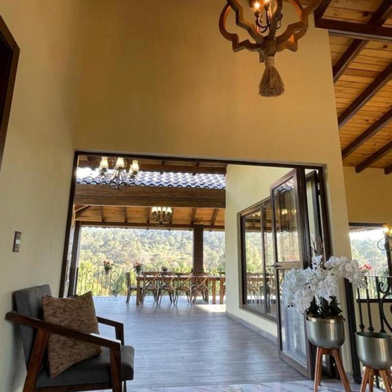 Hermosa Cabaña Familiar hasta para 30 huéspedes - Chalet - 5