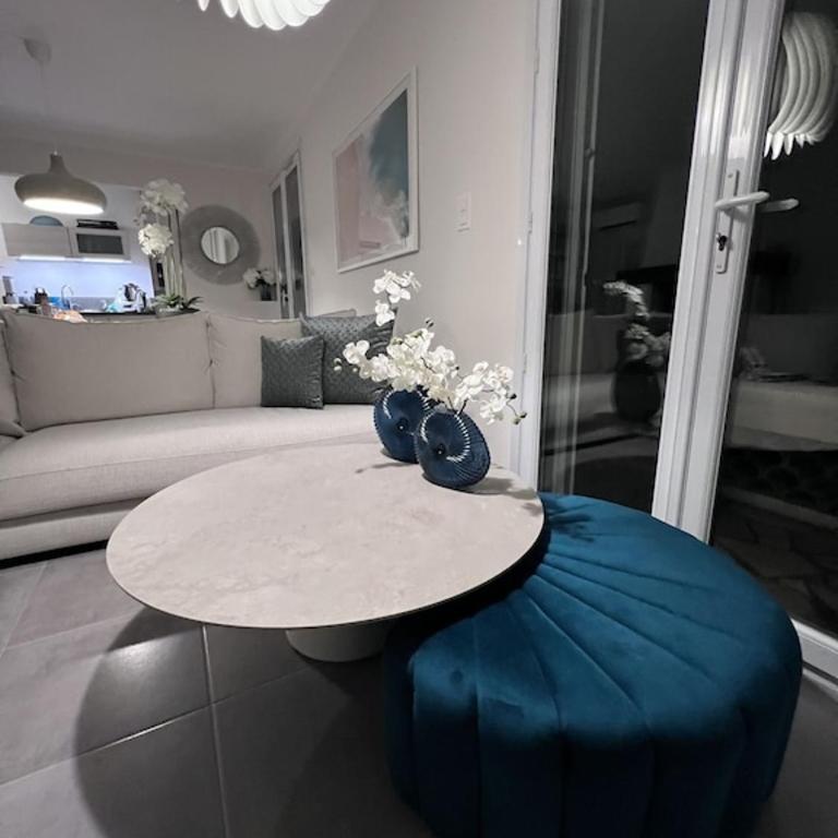 Fantastic villa in the bay of Cannes, 5 minutes from the beach - with private pool - Villa - Vue sur Mer - 31
