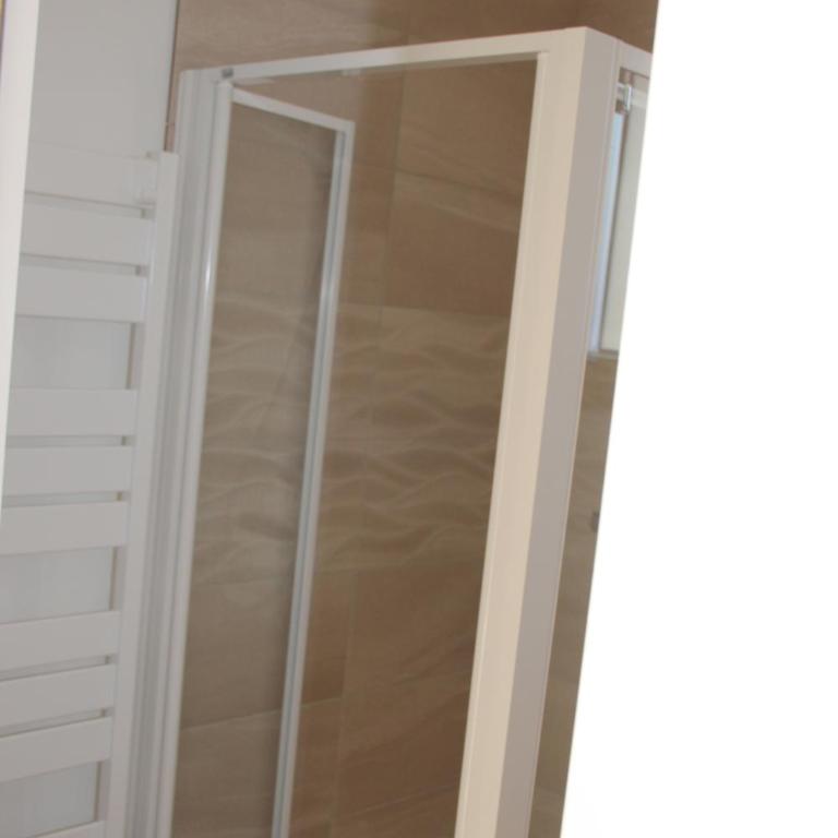 ANCELLE TAILLAS RDC CHALET - Appartement 3 Chambres - 14
