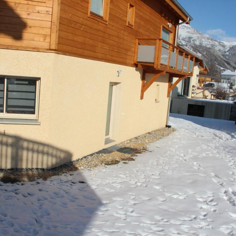 ANCELLE TAILLAS RDC CHALET - Appartement 3 Chambres - 15