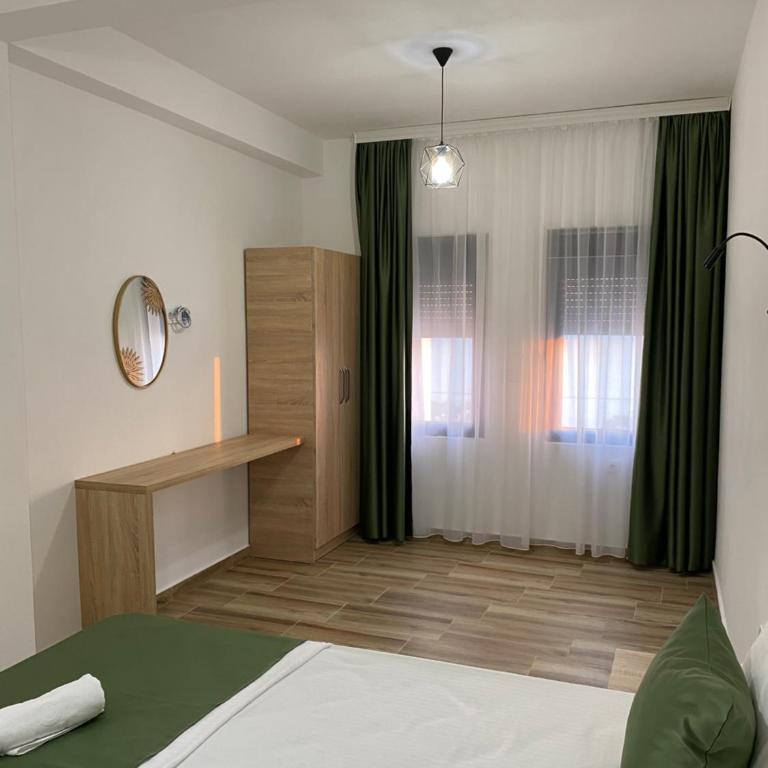 Xhan Apartments - Apartment with Sea View - 5