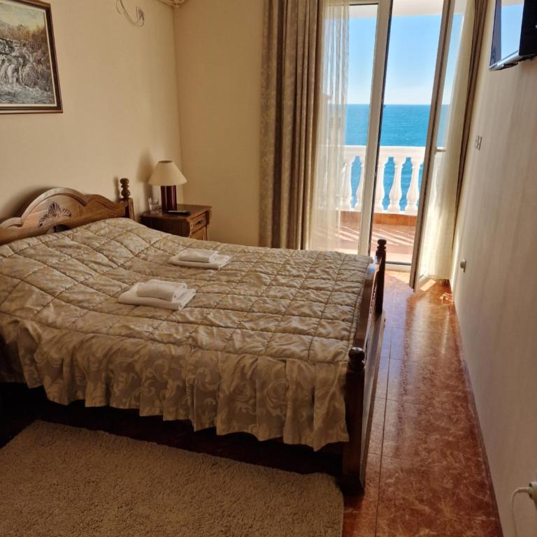 Villa Izvor - Dvokrevetna Soba sa Bračnim Krevetom i Balkonom - 5