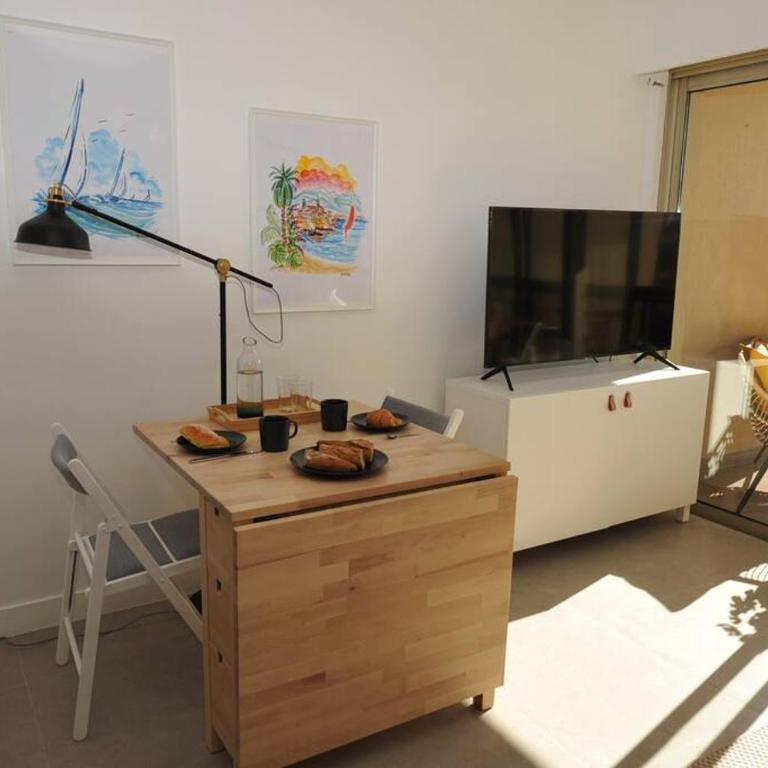 Antibes centre, 2P, terrasse, garage - One-Bedroom Apartment - 19