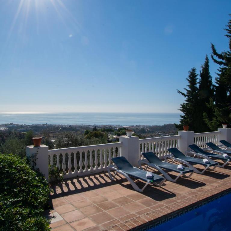 Gran villa con vistas al mar y piscina privada - Villa - 14