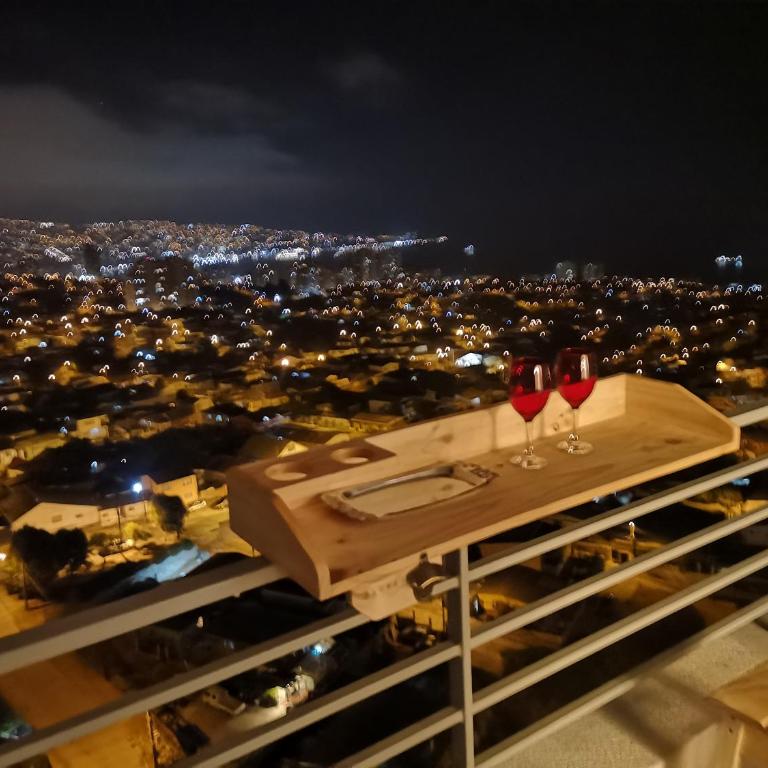 Depto Valparaíso con Vista al Mar y a la Bahía de Valparaíso - Three-Bedroom Apartment - 13
