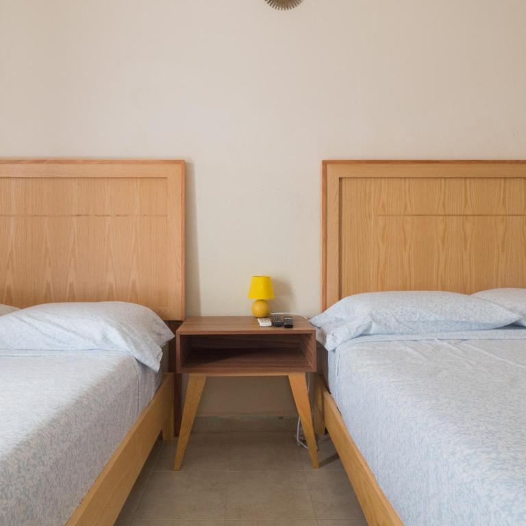 Nido Colibrí - Private Rooms and hostel Dorms in Remate de Paseo Montejo - Standard Double Room - 8