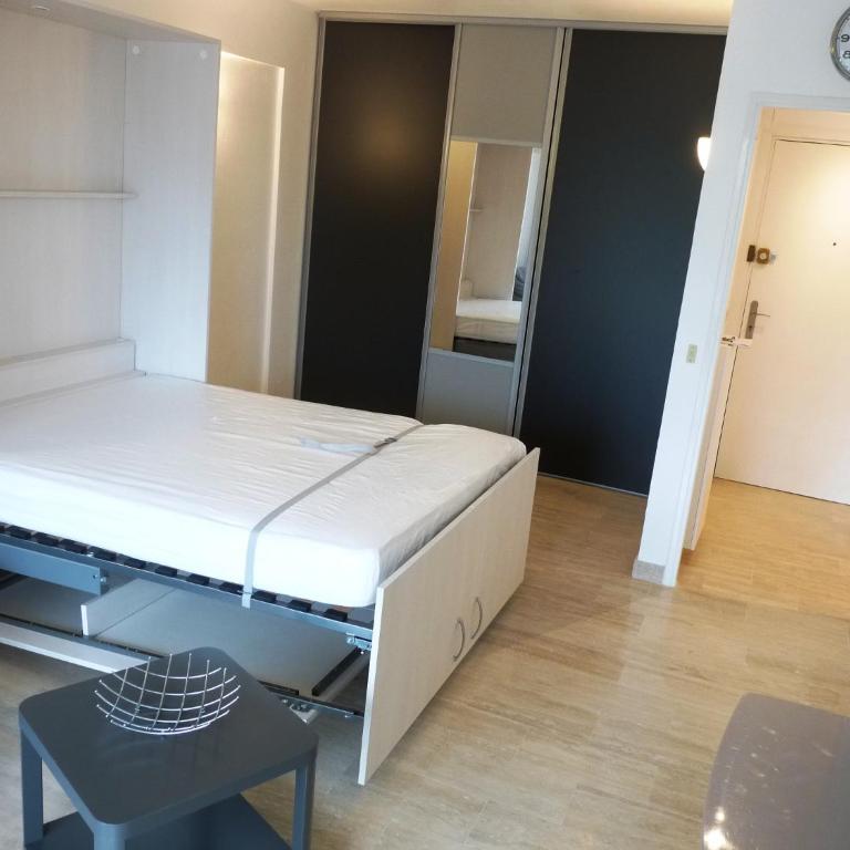 Spacious studio in the center of Cannes nice terrace easy walk to the Croisette and Palais - 1923 - Studio - 9