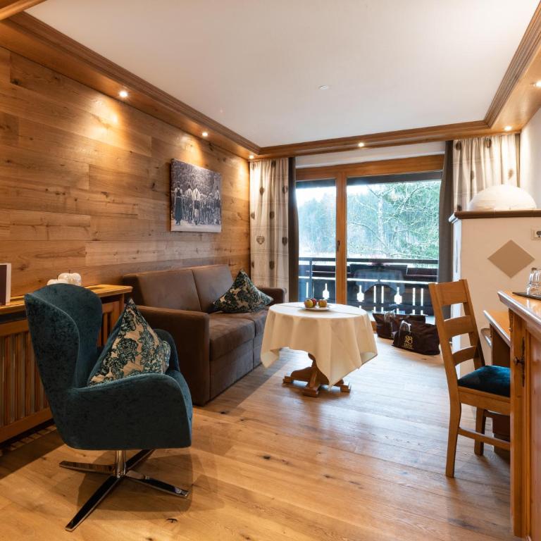Parkhotel Burgmühle - Doppelzimmer mit Balkon - 6