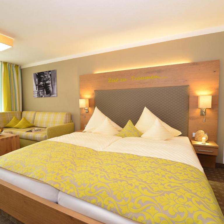 Parkhotel Burgmühle - Deluxe Doppelzimmer mit Balkon - 2
