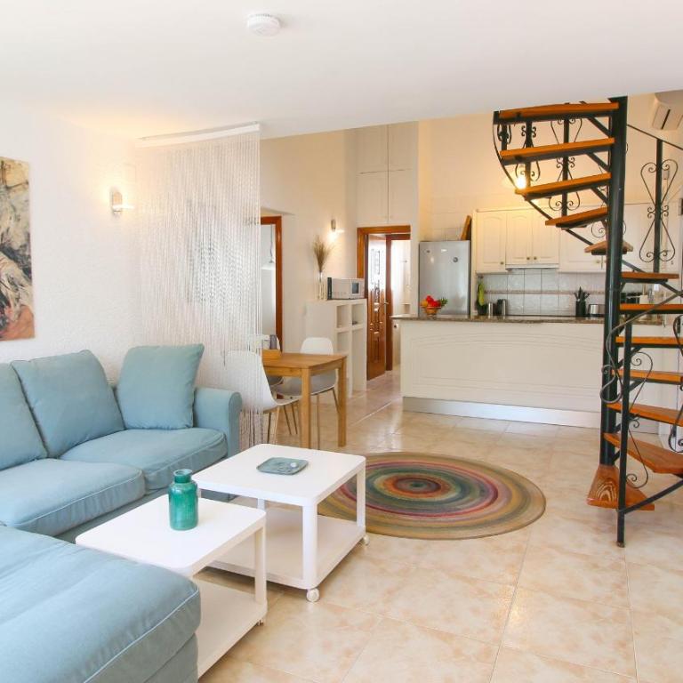 Residencial El Cortijo by CARLOSFERIEN - Bungalow Deluxe con vistas al jardín - 8