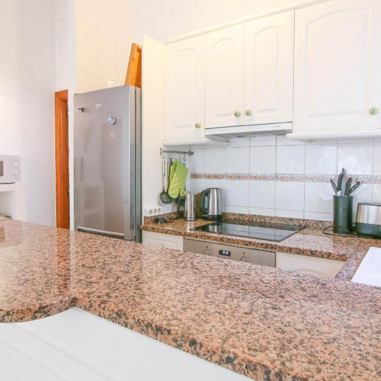 Residencial El Cortijo by CARLOSFERIEN - Bungalow Deluxe con vistas al jardín - 15