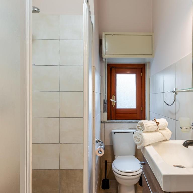GuestHost - Catania Central and Comfy Apartment - One-Bedroom Apartment - 12