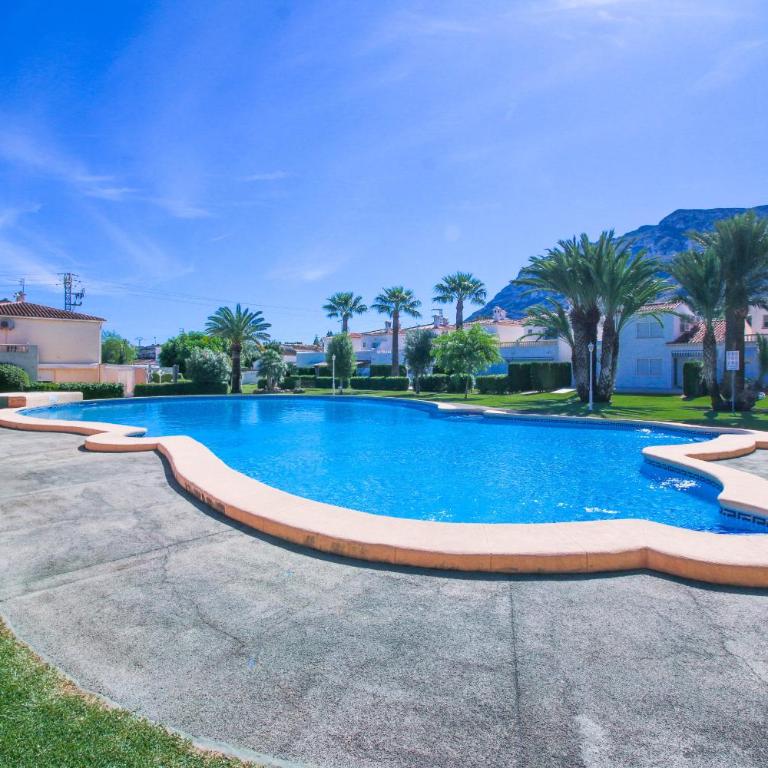 Residencial El Cortijo by CARLOSFERIEN - Bungalow Deluxe con vistas al jardín - 28