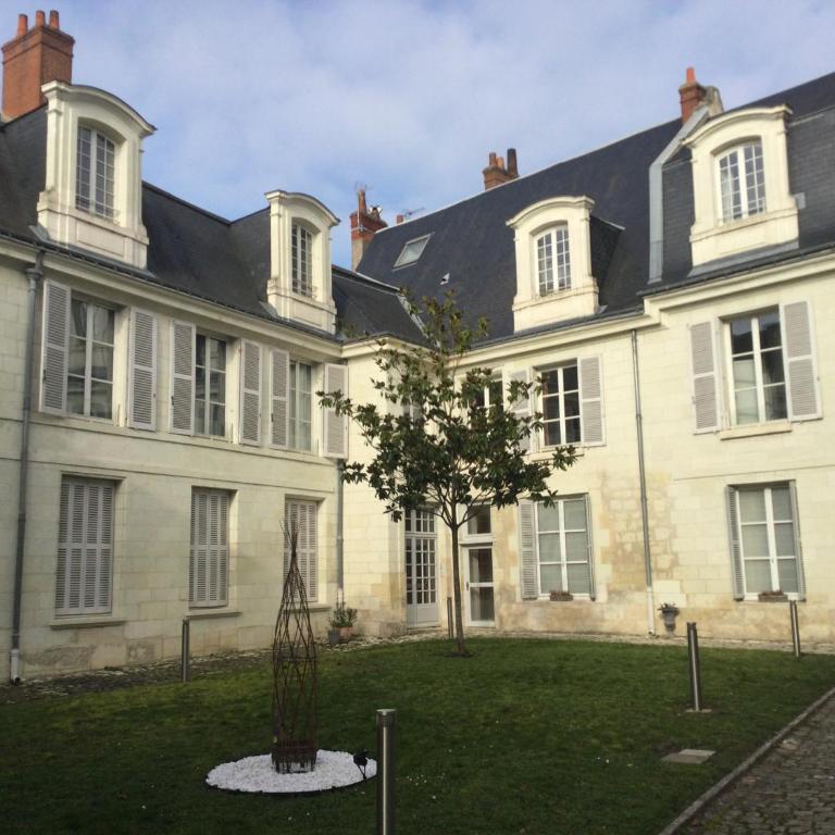 TOURS quartier halles 70m2 - One-Bedroom Apartment - 2