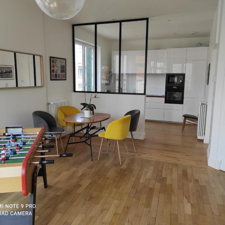 Appt F4 Neuf Lumineux, centre Ville, Garage - Appartement 3 Chambres - 1