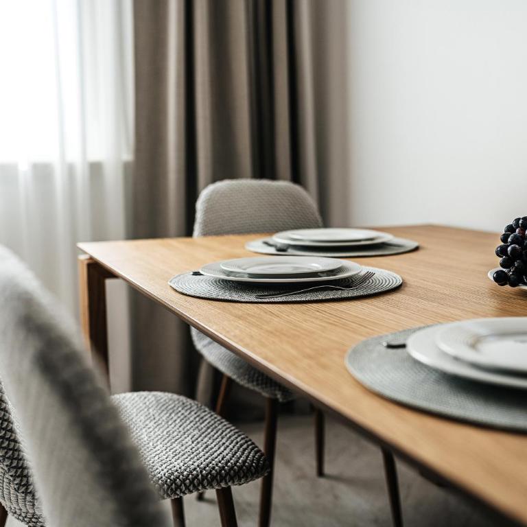 Lustica Apartments Marina Bay - Deluks Dvokrevetna Soba sa Bračnim Krevetom i Pogledom na More - 7