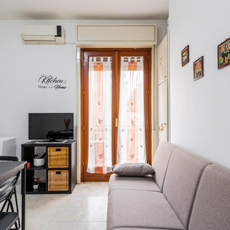 GuestHost - Catania Central and Comfy Apartment - One-Bedroom Apartment - 11