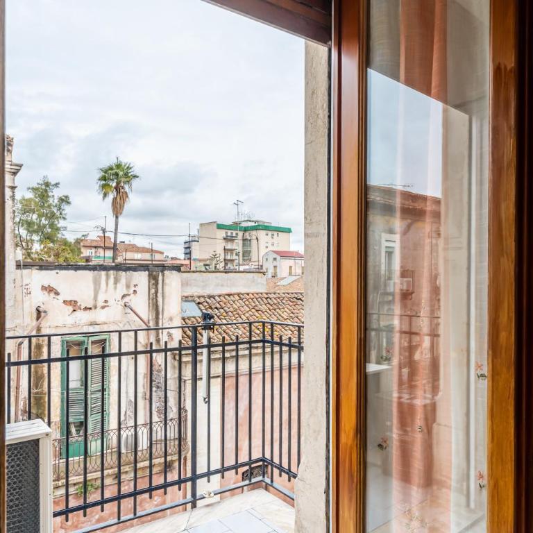 GuestHost - Catania Central and Comfy Apartment - One-Bedroom Apartment - 22
