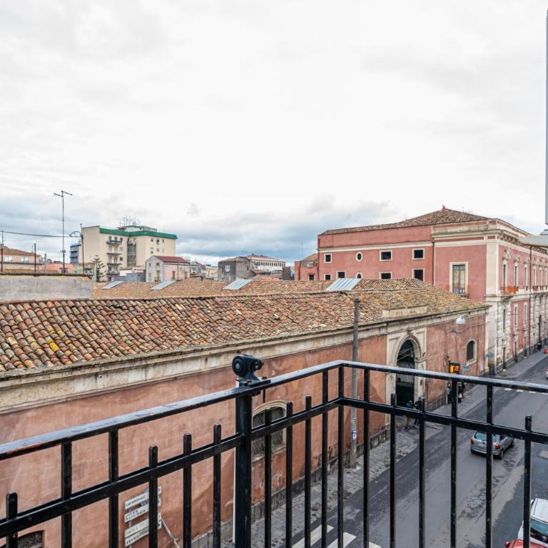GuestHost - Catania Central and Comfy Apartment - One-Bedroom Apartment - 20