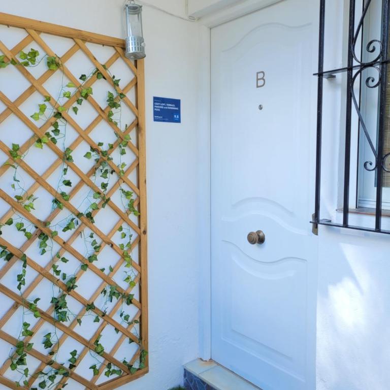 "COZY LOFT", TERRACE, PARKING and SWIMMING POOL - Apartamento de 1 dormitorio - 15