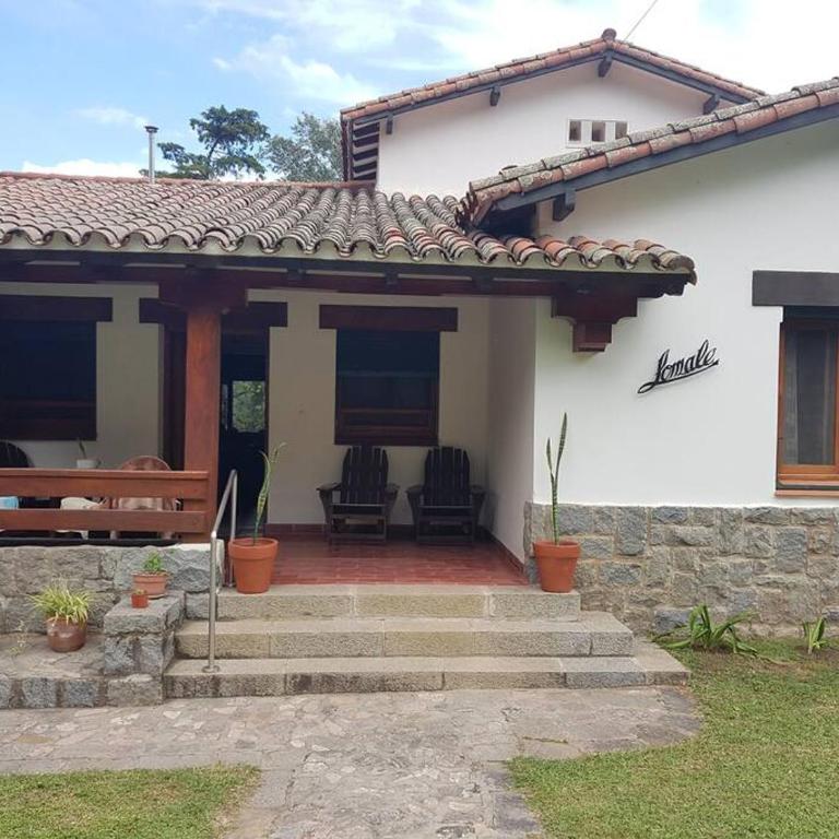Amplia Casona de Estilo en La Falda - Casa de 4 dormitorios - 21