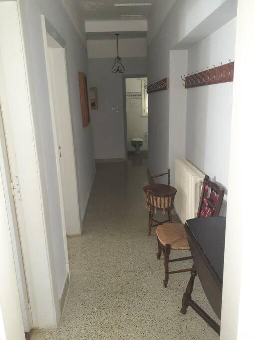 Amplia Casona de Estilo en La Falda - Casa de 4 dormitorios - 26