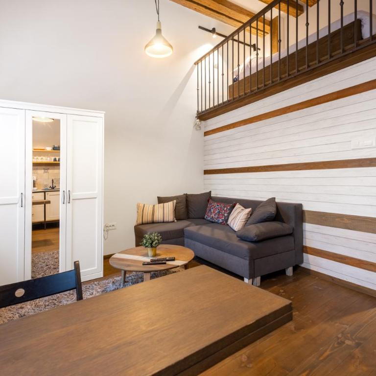 Old Port Riverside Apartments in City Center - Dupleks Studio - 11