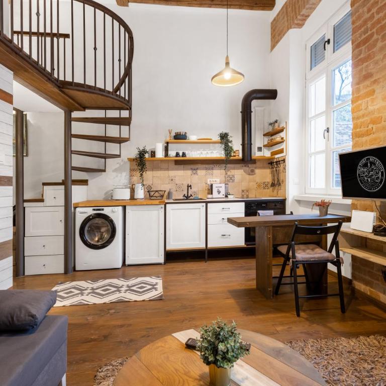 Old Port Riverside Apartments in City Center - Dupleks Studio - 1