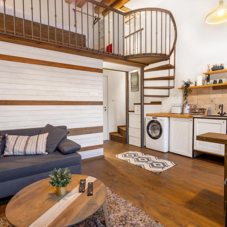 Old Port Riverside Apartments in City Center - Dupleks Studio - 7