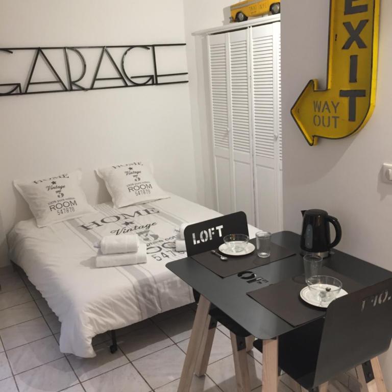 Studio centre avec terrasse - Apartment - 9