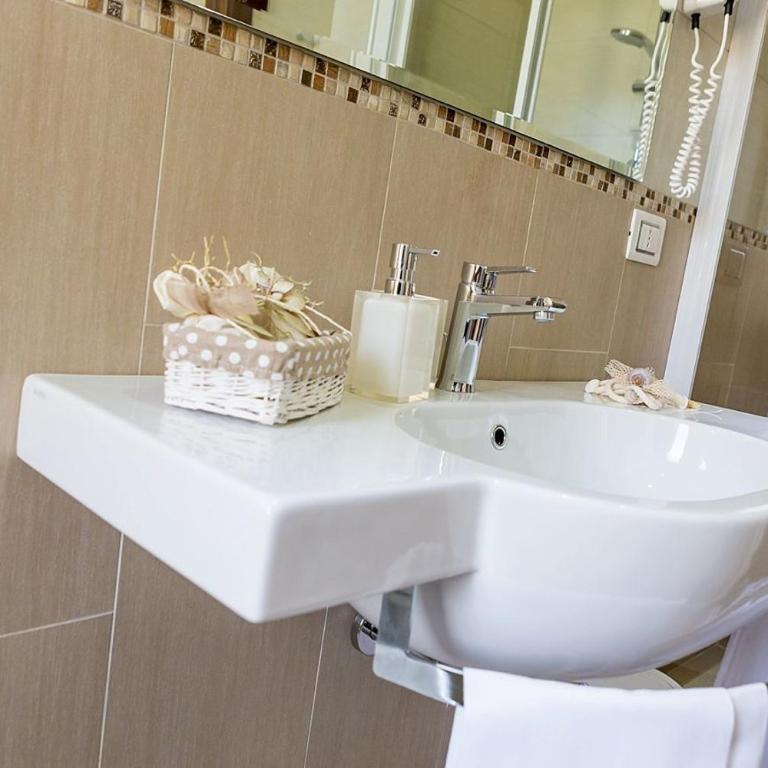 Hotel Vittoria - Double Room - 3