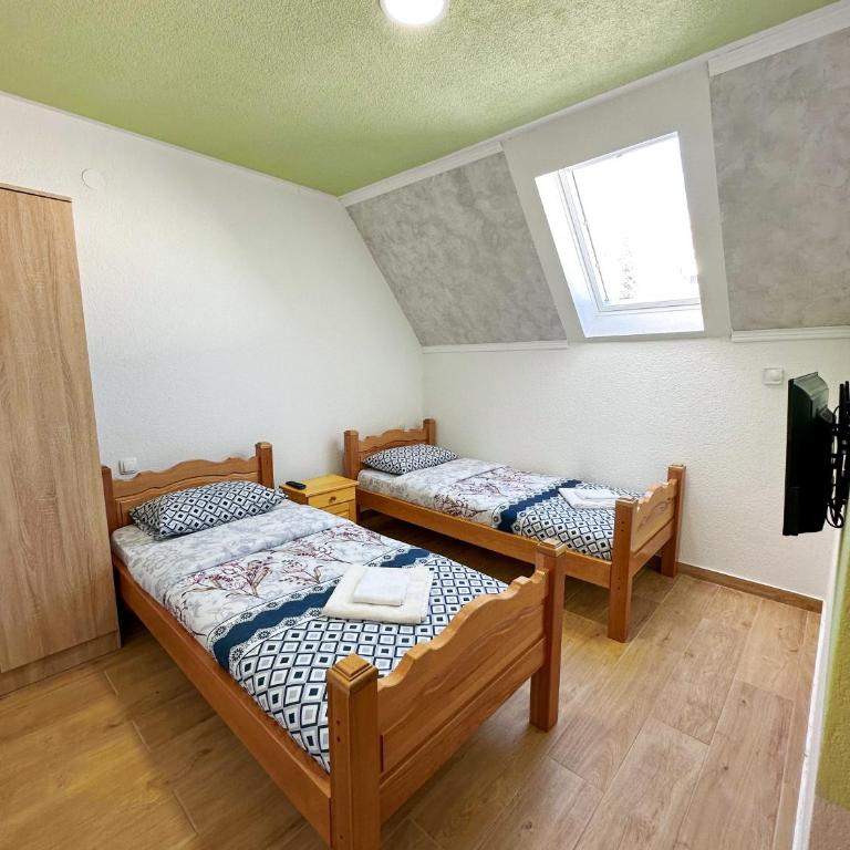 Gorštak - Twin Room - 1