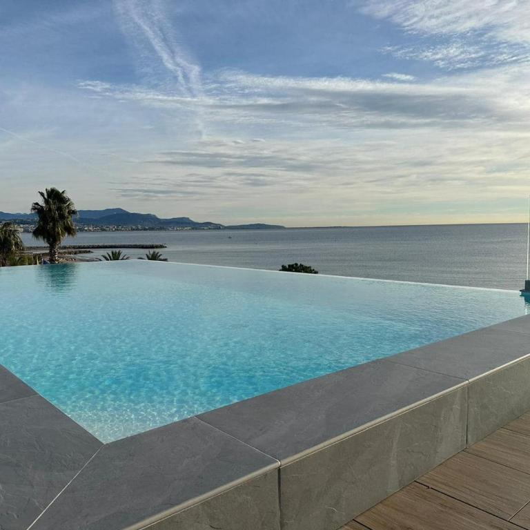 Résidence Pearl Beach - Seaside Rooftop Pool - Appartement - Vue sur Jardin - 11
