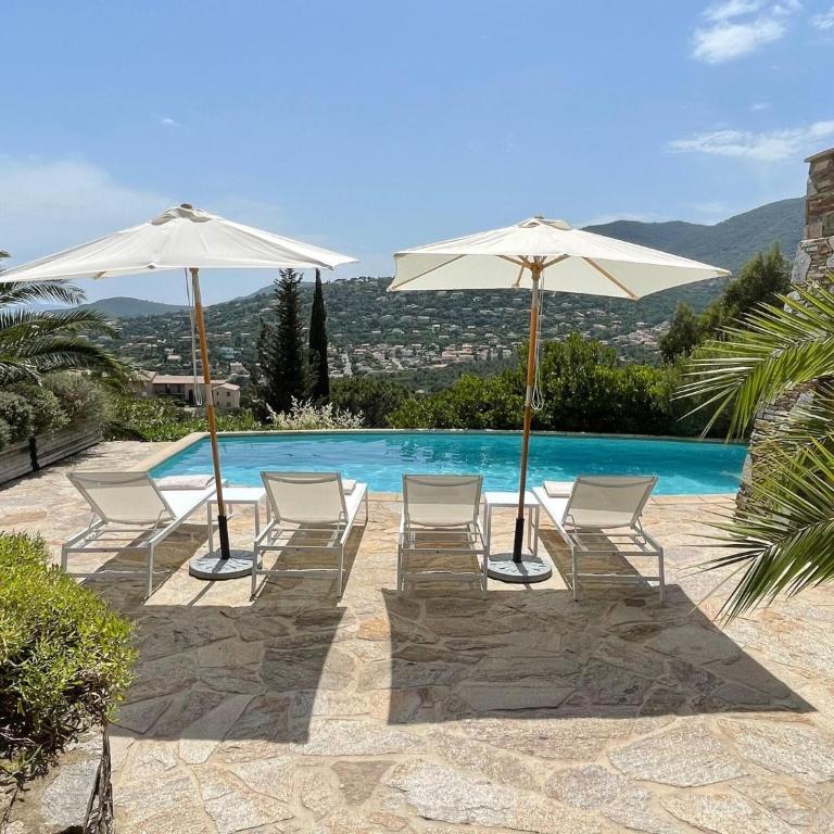 Villa in Cavalaire with Sea View & Pool - Villa mit 5 Schlafzimmern - 6