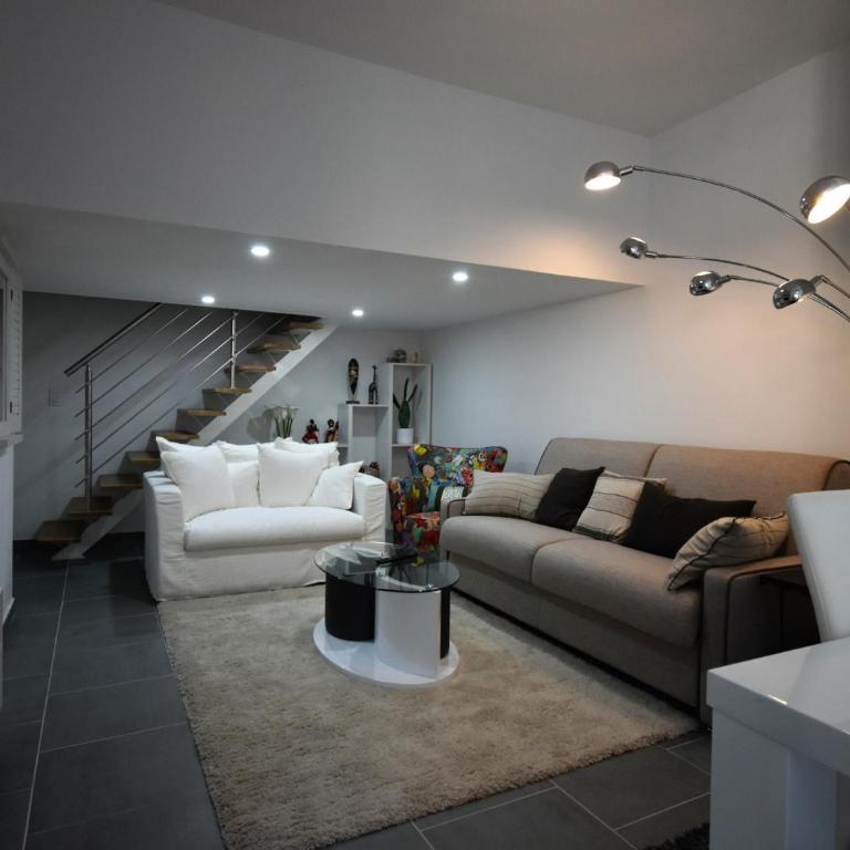 T2 bis rénové à Arcachon centre avec 2 terrasses, clim, parking, proche plage et gare. - FR-1-420-84 - Appartamento (6 Adulti) - 2