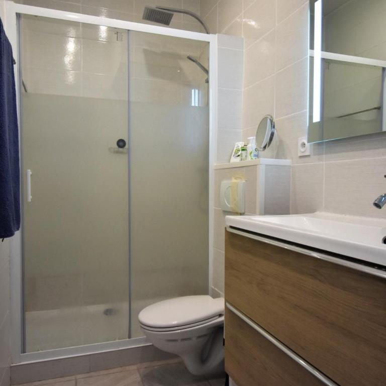 T2 bis rénové à Arcachon centre avec 2 terrasses, clim, parking, proche plage et gare. - FR-1-420-84 - Appartamento (6 Adulti) - 11