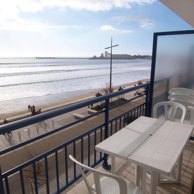Studio face mer tout confort, proche plage et centre, Les Sables-d'Olonne - FR-1-197-267 - Studio - 1