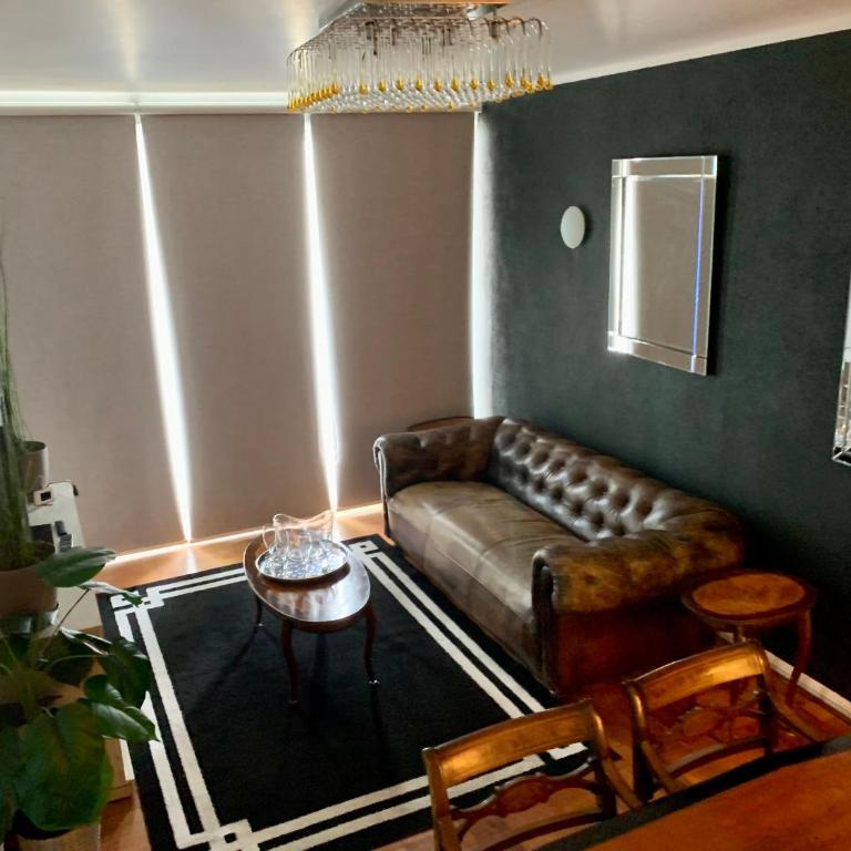 Arlegui Antique - Two-Bedroom Apartment - 10