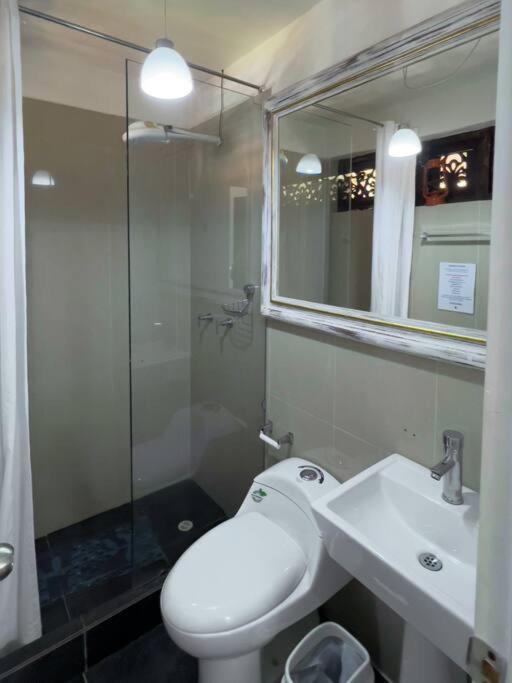 Increíble Vista a 7 min de la Plaza excelente WIFI - Three-Bedroom House - 28