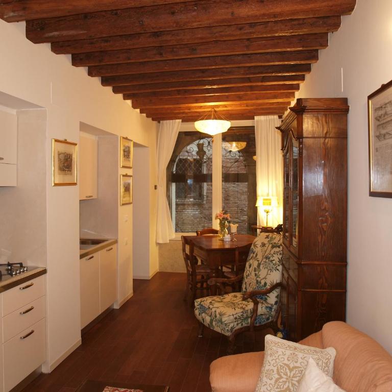 Al pozzo dei Scoacamini, 100 m from San Marco, ground floor - Apartamento - Planta baja - 36