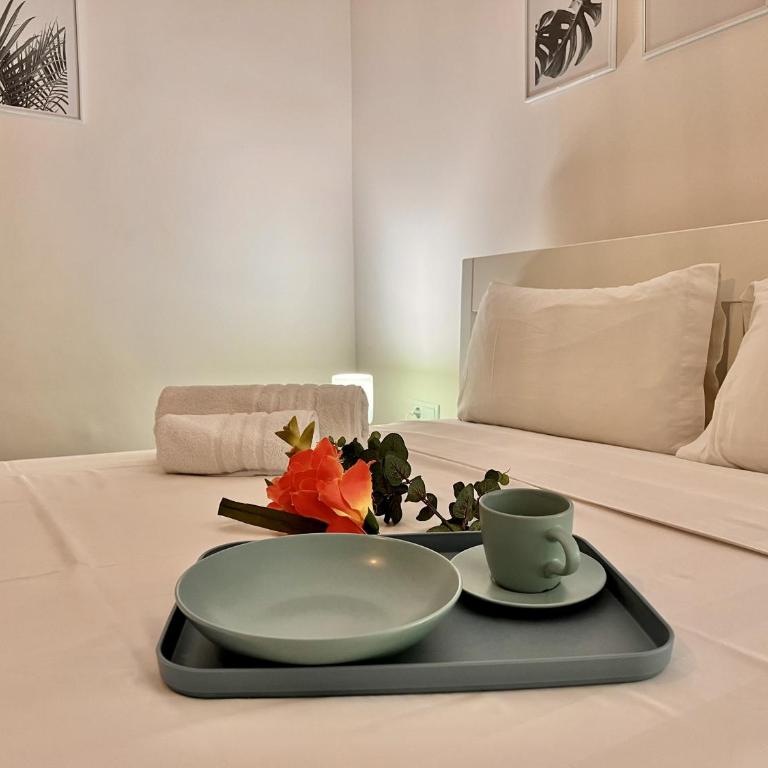 Downtown apartment by United renters - Three-Bedroom Apartment - 29