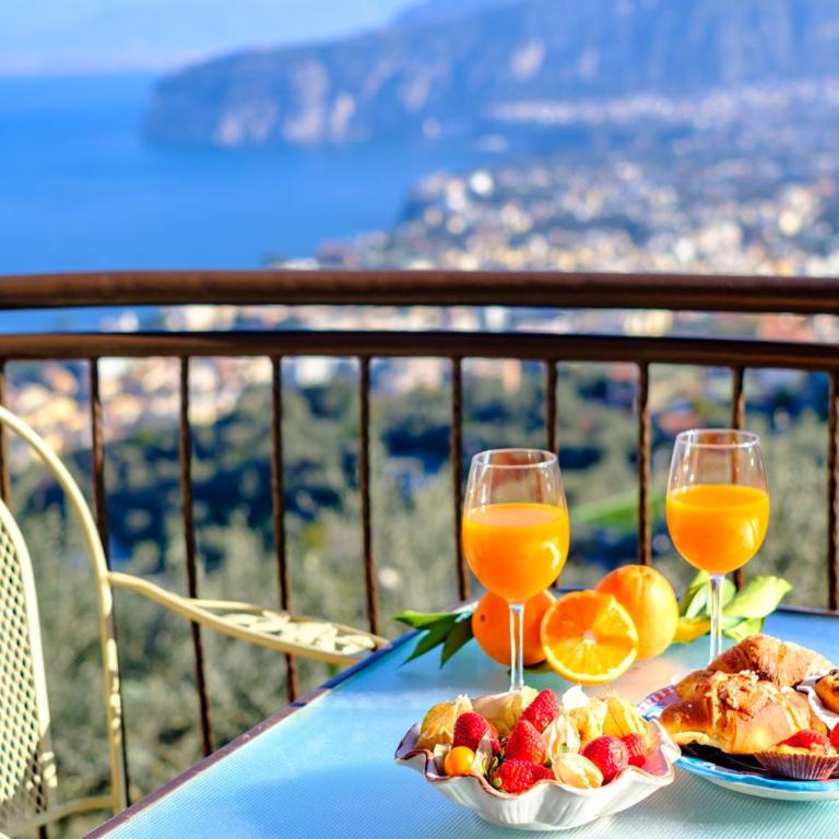 VILLA CARUSO PRIVATE HEATED POOL & SEA VIEW - Three-Bedroom Villa - 31